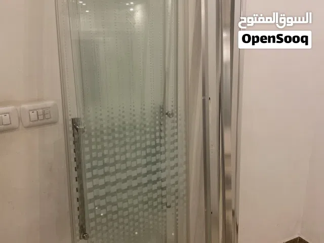شاور بوكس بحالة ممتازة