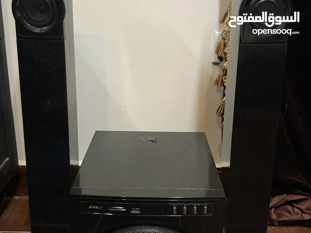 للبيع سماعات المسرح المنزلي يشغلون usb , Fm , aux السعر 25 للاستفسار