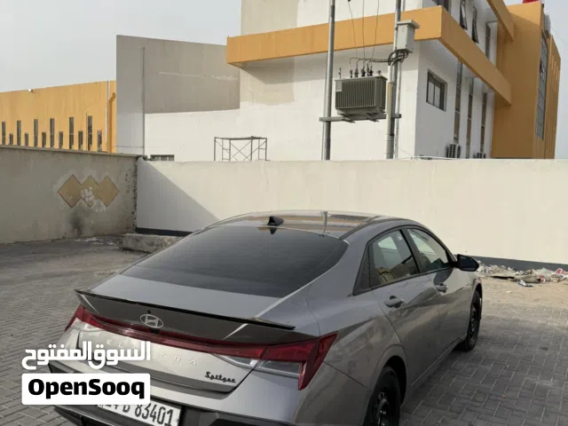2024 Hyundai Elantra SE