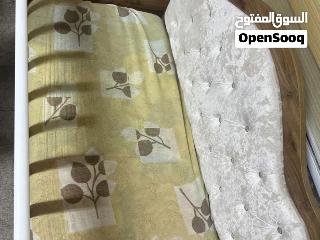تخت اطفال مع خزانة - بحالة ممتازة   تخت مع خزانة للبيع  سبب البيع عدم الحاجة له