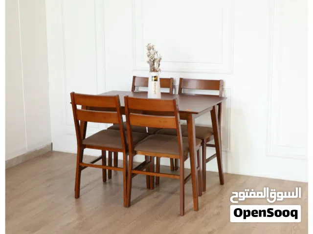 ميز طعام 6كرسي و4كرسي خشب .