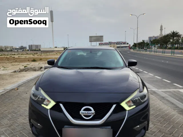 2018 Nissan Maxima. Low km 47000 only, first owner.