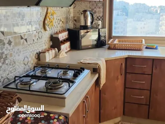 شقة مفروشة للإيجار في بيتونيا قرب دوار الفواكه
