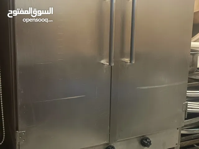 عدة محل حلويات (قطريات) للبيع