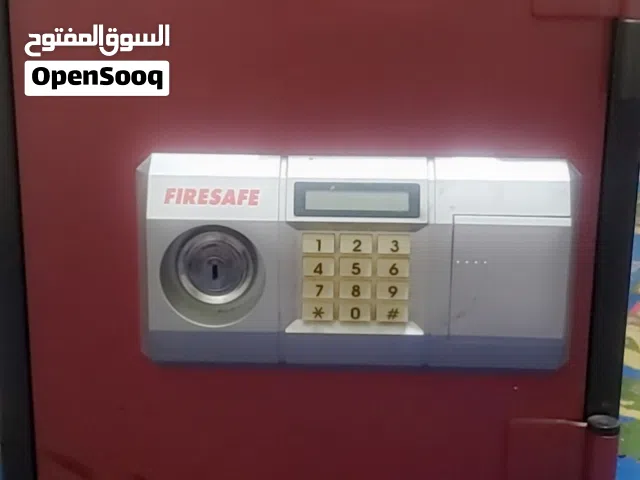 > خزنة نقود إلكترونية LEECO جديدة تمامًا – صناعة تايلندية أصلية –مقاومة للحريق –قفل  رقمي بألف سعودي