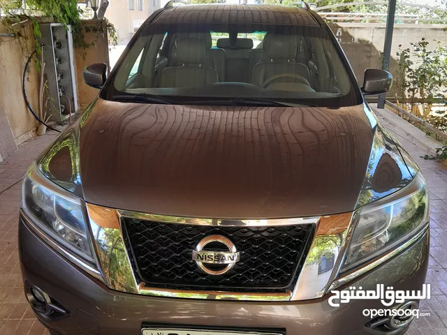 Used Nissan Pathfinder in Amman