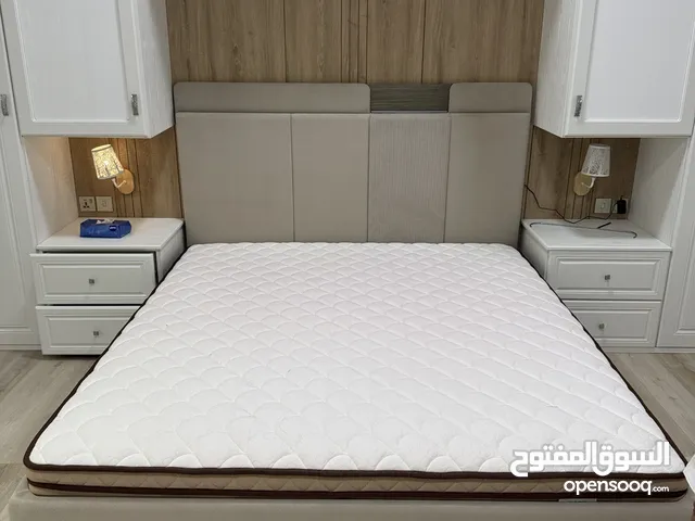 طقم سرير مع درجين