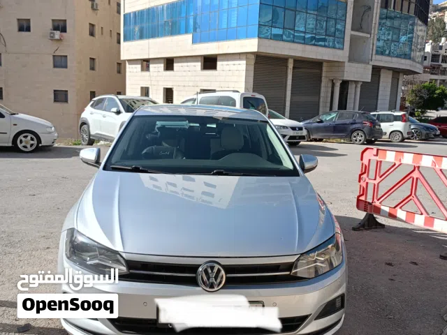 2019 فولكسفاغن بولو Standard