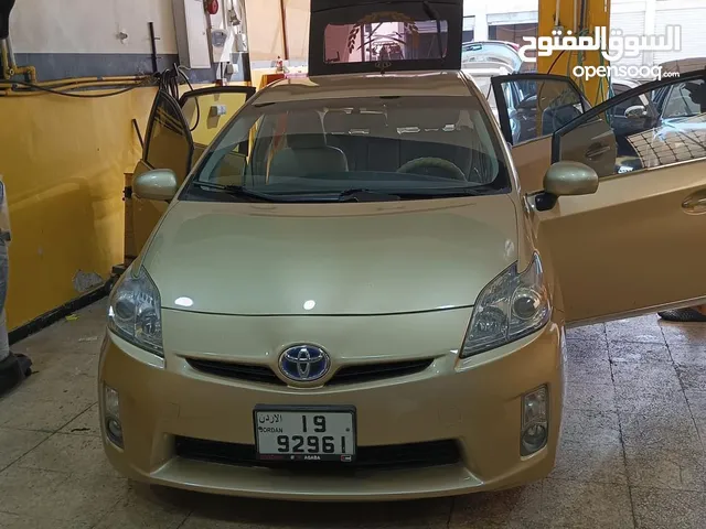 Used Toyota Prius in Aqaba