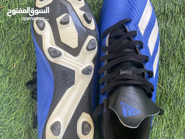 42 Sport Shoes in Al Dakhiliya