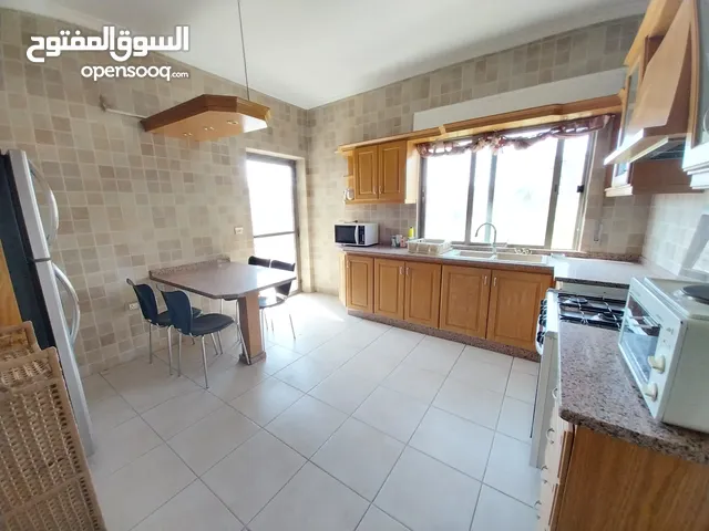 شقة مفروشة للإيجار 170م2 ( Property 19414 )-174864960