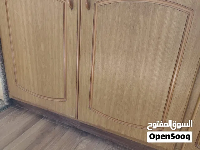 مطبخ كامل للبيع زان ولاتيه والفورمايكا ايطالي في غرفه 4×4 مطلوب فيه 350 دينار نهايتو شامل الرخام وال