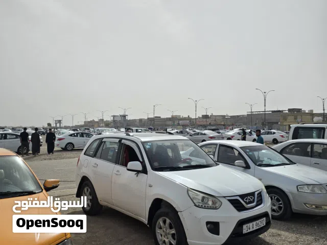 2015 شيري تيجو Standard