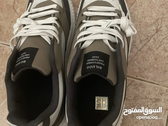 45 Sport Shoes in Al Batinah