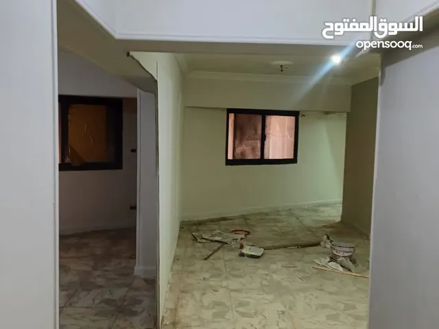 شقة ايجار جديد 200 م سكني فقط على شارع التلاتيني رئيسي بالمريوطيه هرم