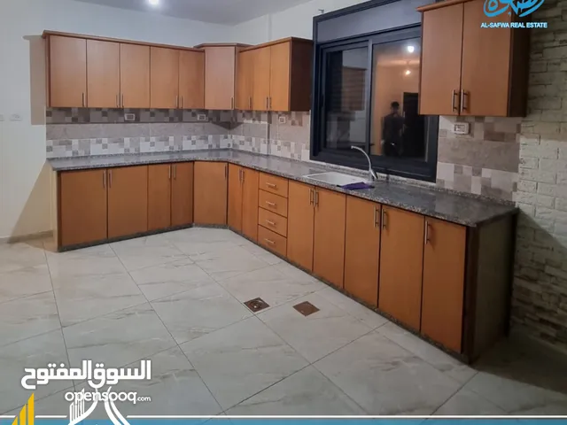 شقه غير مفروشه للايجار ام الشرايط قرب مدرسه الانجليزيه فقط عرسسااان الدفع شهري