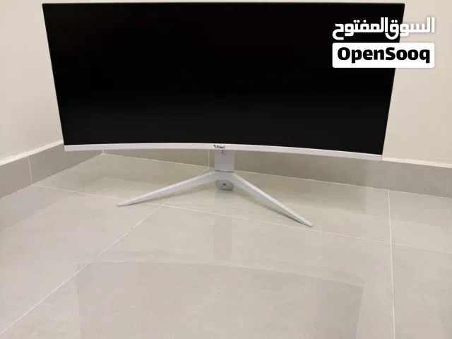 شاشة جيمينج محترمة وقمة النظافة للبيع