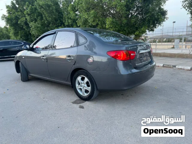 2008 هيونداي افانتي SE