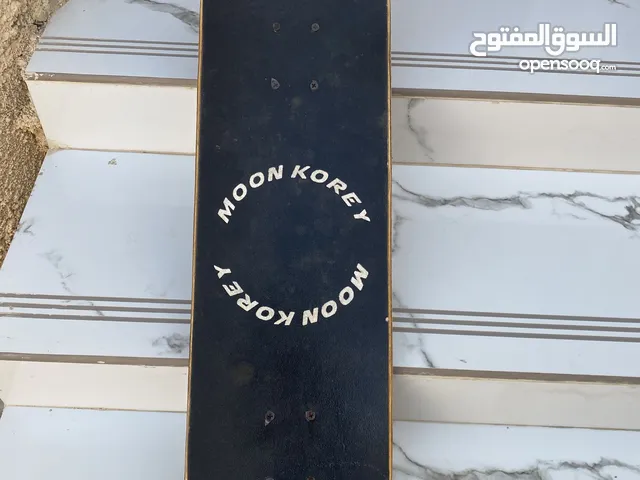 سكيت بورد نضيف حالة ممتازه