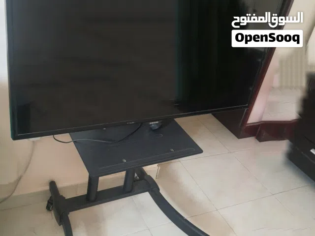 تلفزيون سامسونج مع ستاند