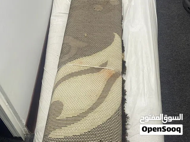 موكيت وسجاد ومرتبه واغراض منزل أخرى