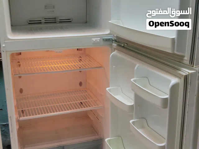 نبيع ثلاجه دايو18 قدم بحاله ممتازه معا التوصل و الكفاله