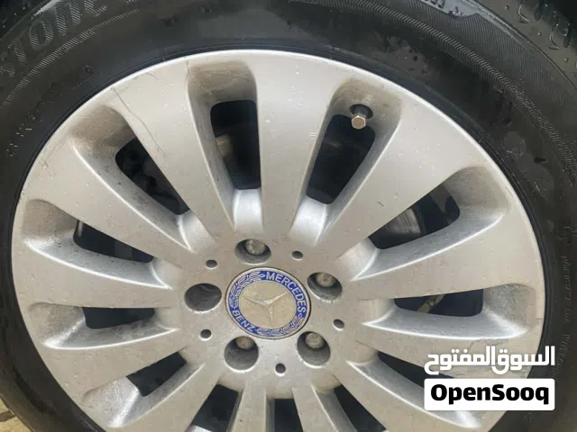جند c200 2007 للبدل على جنط مرسيدس راكب على بطه بحاله جيده حدا