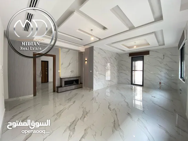 255m2 4 Bedrooms Apartments for Sale in Amman Um El Summaq