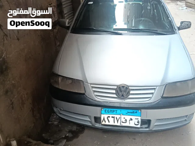 2005 فولكسفاغن جولف Standard