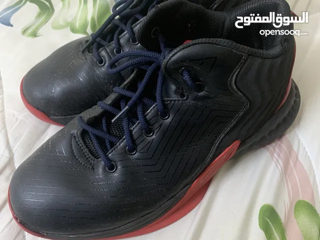 40 Sport Shoes in Northern Governorate