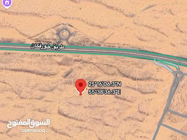 للبيع ارض تجاريه في ضاحيه الروبضات عذيب قدم  زاويه 2686 قدم موقع مميز