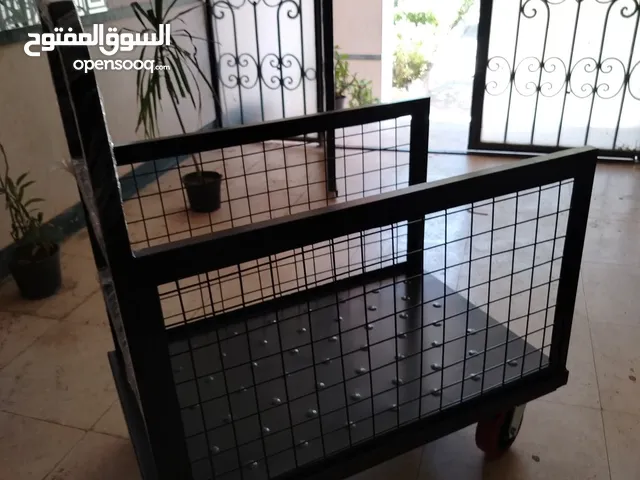 ترولي مخازن.. كراسي بار