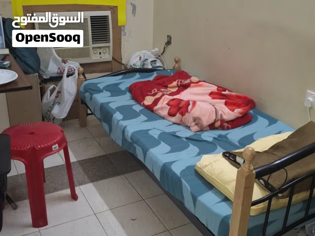 2 bedroom flat, 1 room for rent,bathroom attached, ac,cupboard, fridge, gas