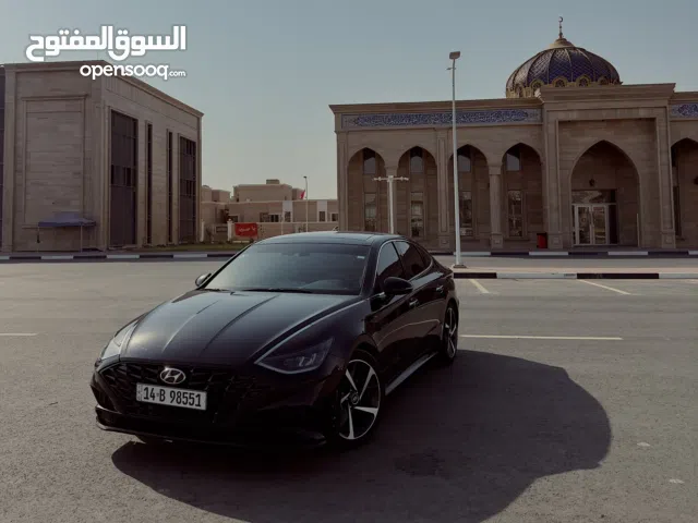 سوناتا لون اسود  للبيع موديل 2023 sel plus
