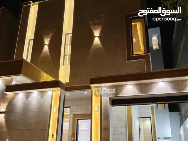 160 m2 More than 6 bedrooms Villa for Rent in Al Riyadh Tuwaiq