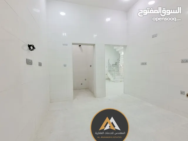 دار سكنية حديثة 150م الإيجار في الجنينة