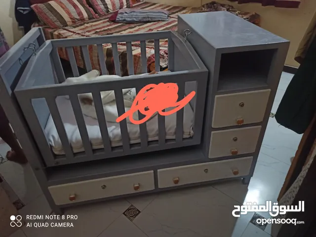 هزازة مع دواليب اطفال