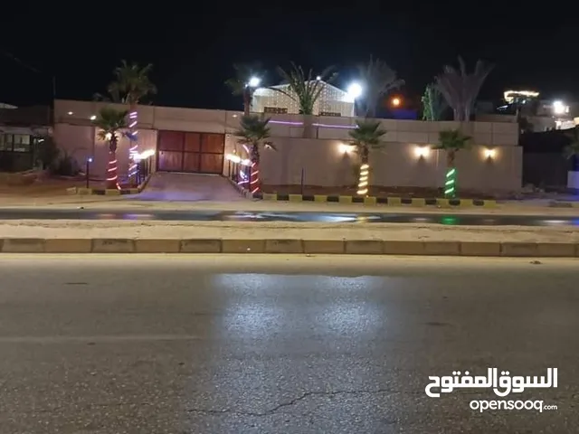 شاليه للايجار طريق البحر الميت الروضه الشارع الرئيسي