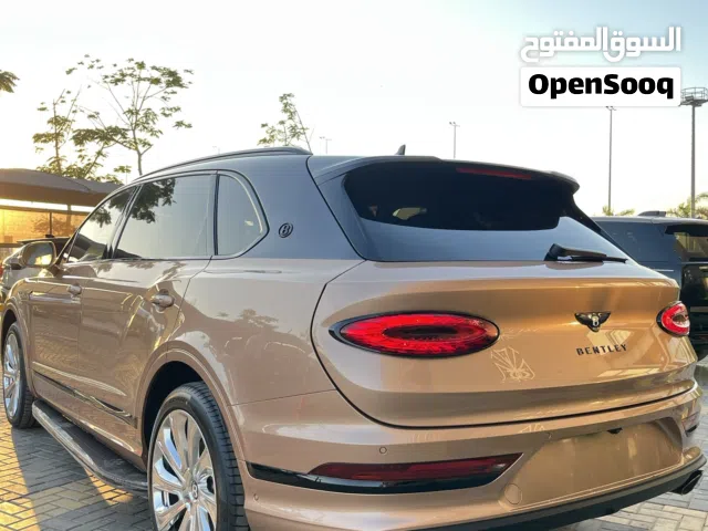 2026 Bentley Bentayga Signature