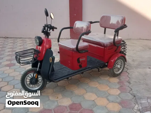 سكوتر الكهربائيه ثلاث عجلات مناسب للكبار والصغار