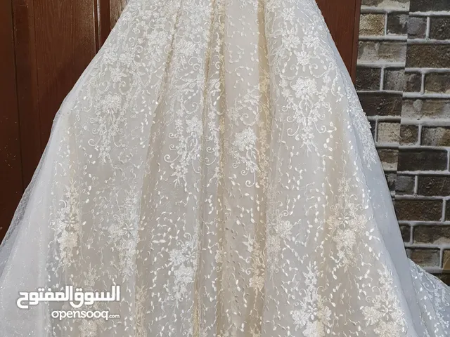Weddings and Engagements Dresses in Salt