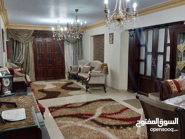 160 m2 3 Bedrooms Apartments for Sale in Cairo El-Zahraa