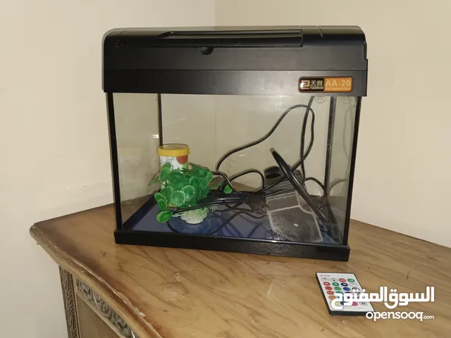 حوض السمك AQUARIUM WITH LIGHT AND OXYGEN PUMP AND ACCESSORIES