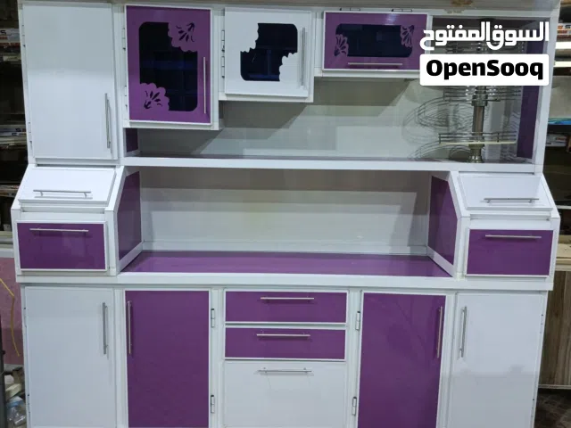 كاونتر مترين ونص بدون سنك هذا تفصال مبطن وجهين لباب بوري صيني ثقيل وليس يراني خفيف مكان بصره