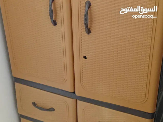 خزانة بلاستيك