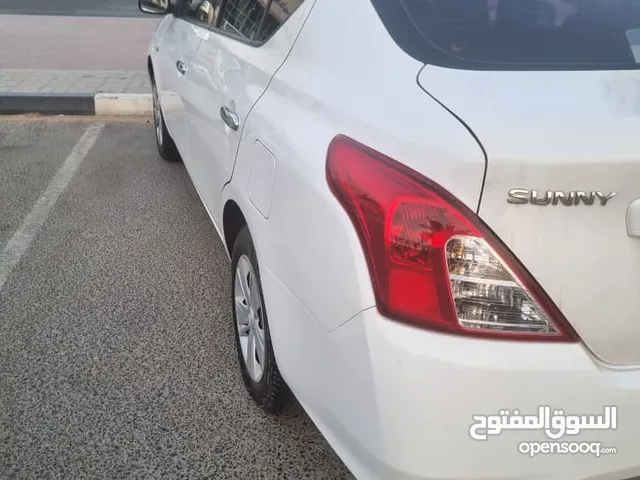 NISSAN SUNNY 2015