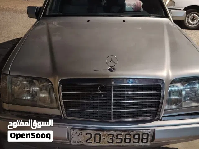 1995, مرسيدس بنز, الفئة-E, E 200