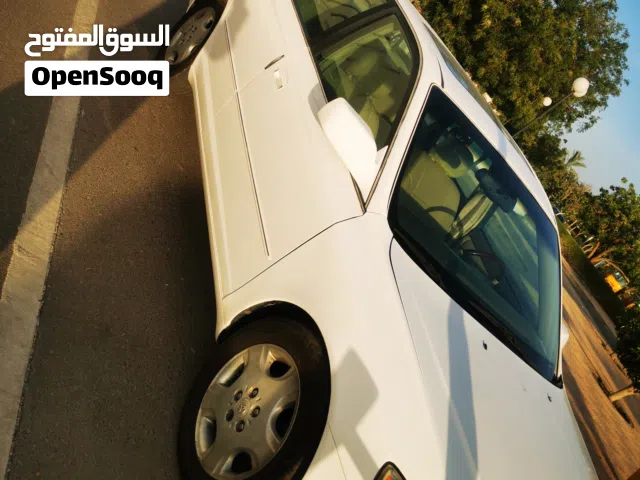 2003 تويوتا افالون XLS