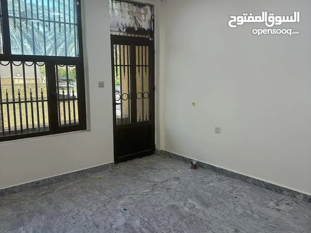 70 m2 1 Bedroom Apartments for Rent in Baghdad Falastin St