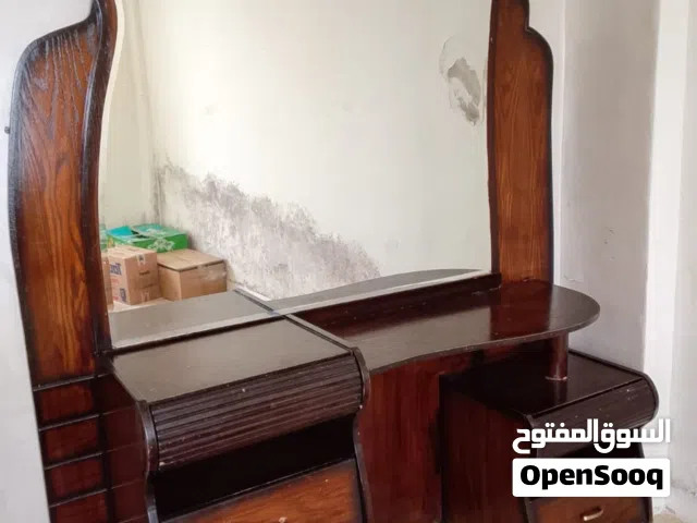 عرفة نوام كاملة مزدوج مع كامل ملحقاتها بعسر مميز جدا.